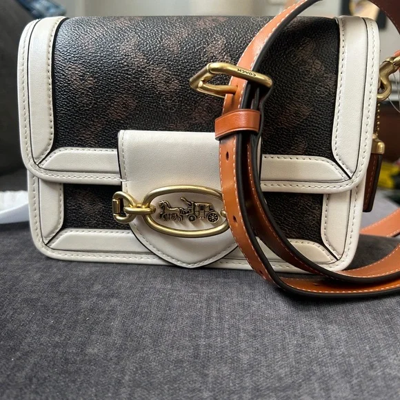 Coach Hero Crossbody - Picture 13 of 14